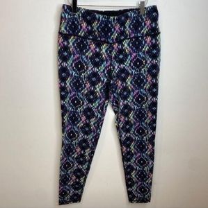 VICTORIA’S SECRET Knockout Geometric Legging Large